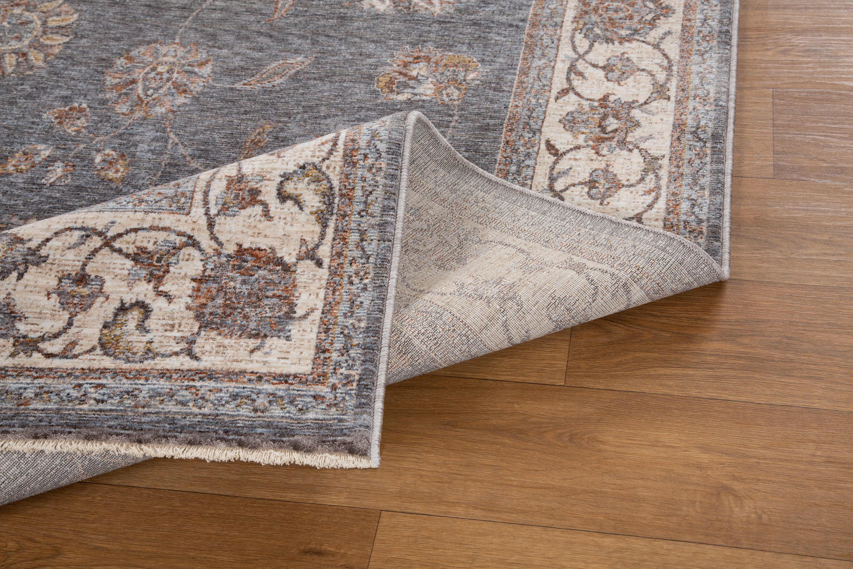 Maharaja Traditional Short Fringe Rug