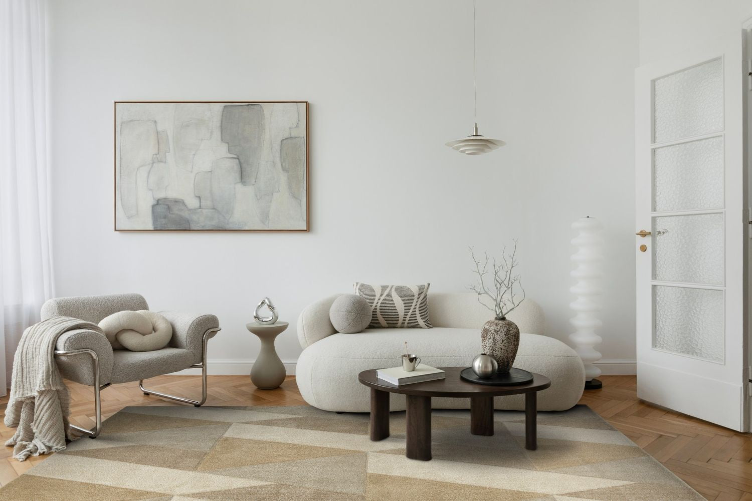 Dyna Triangle Geometric Rug