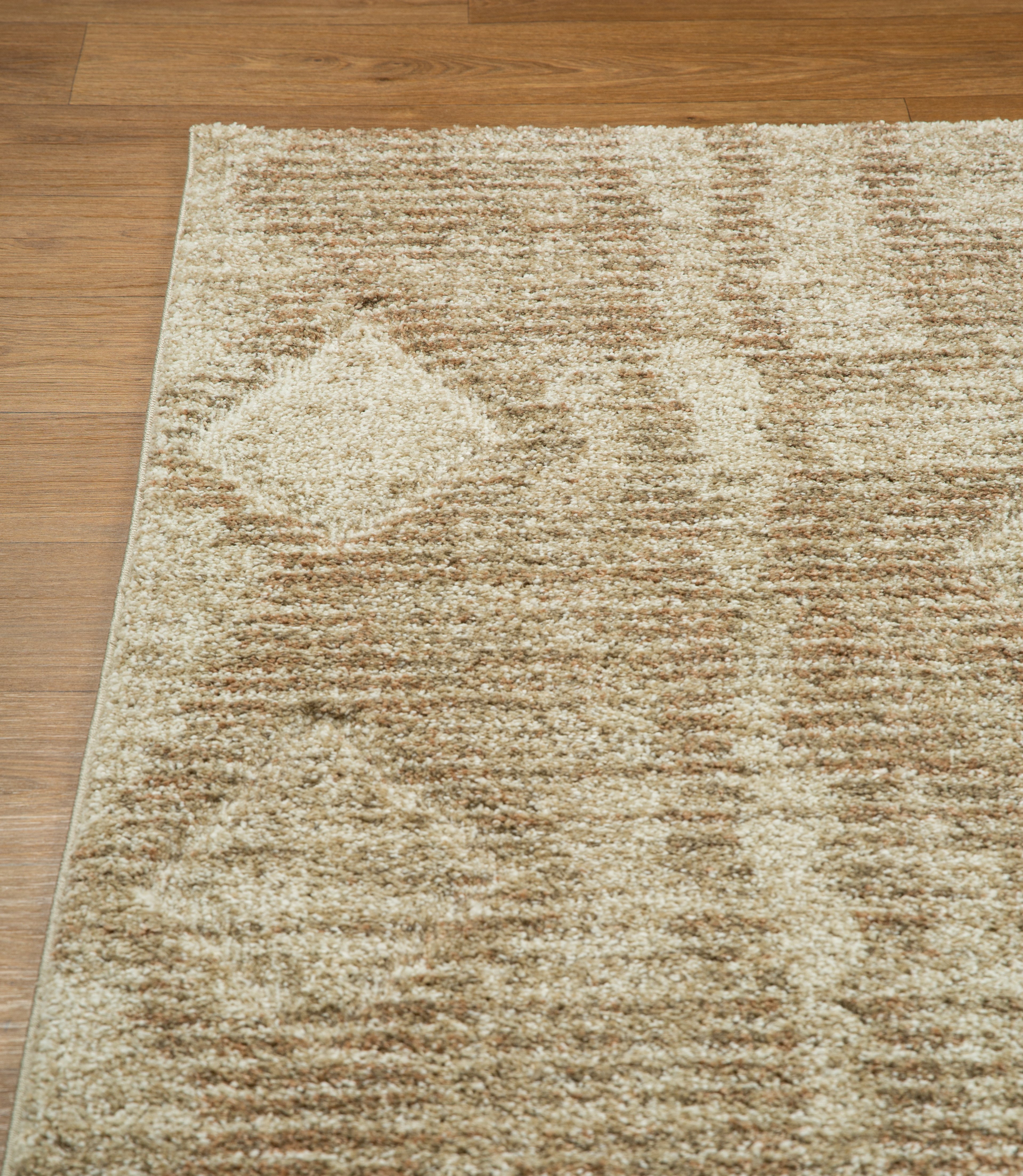 Dyna Ethnic Diamond Rug