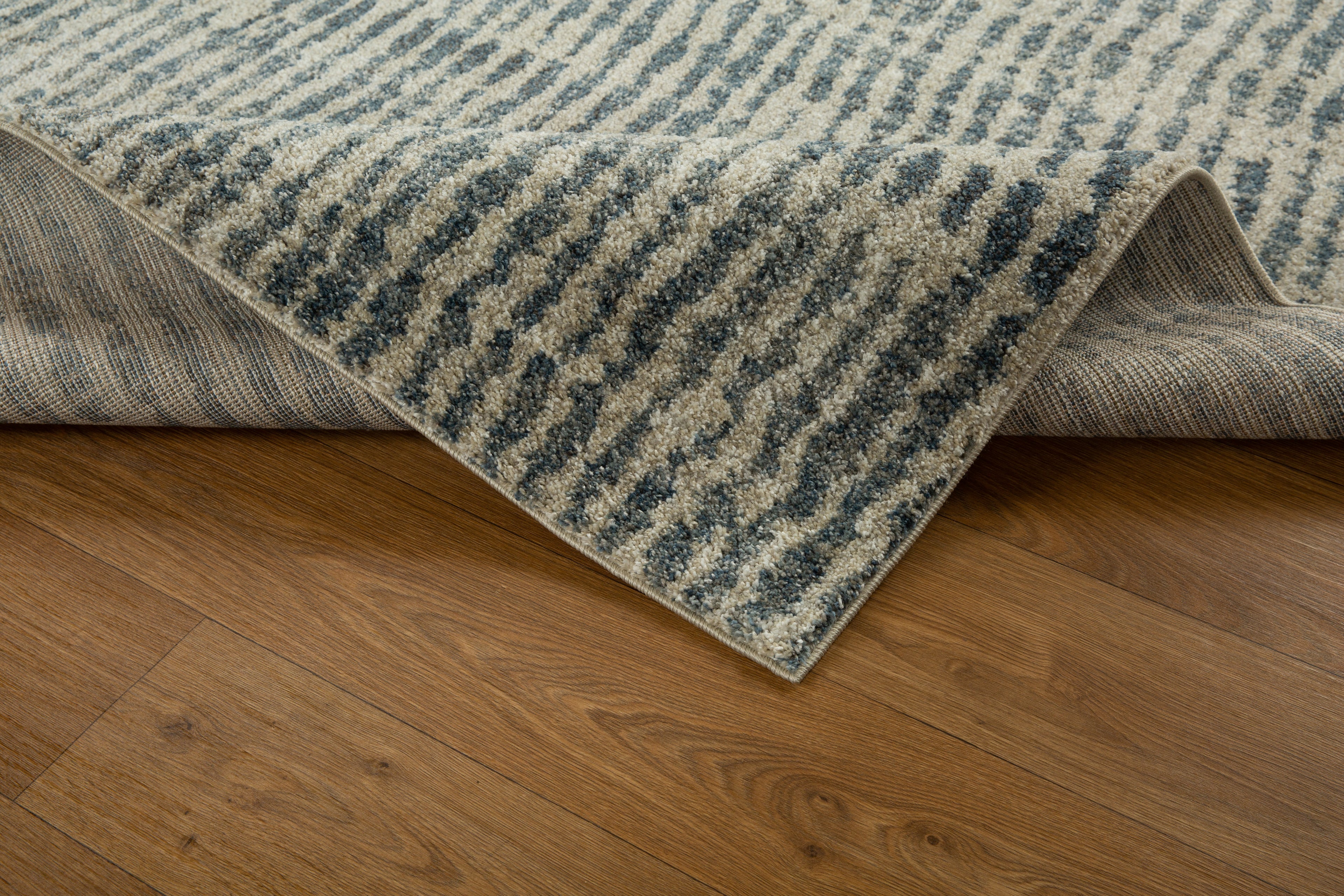 Dyna Line Modern Rug