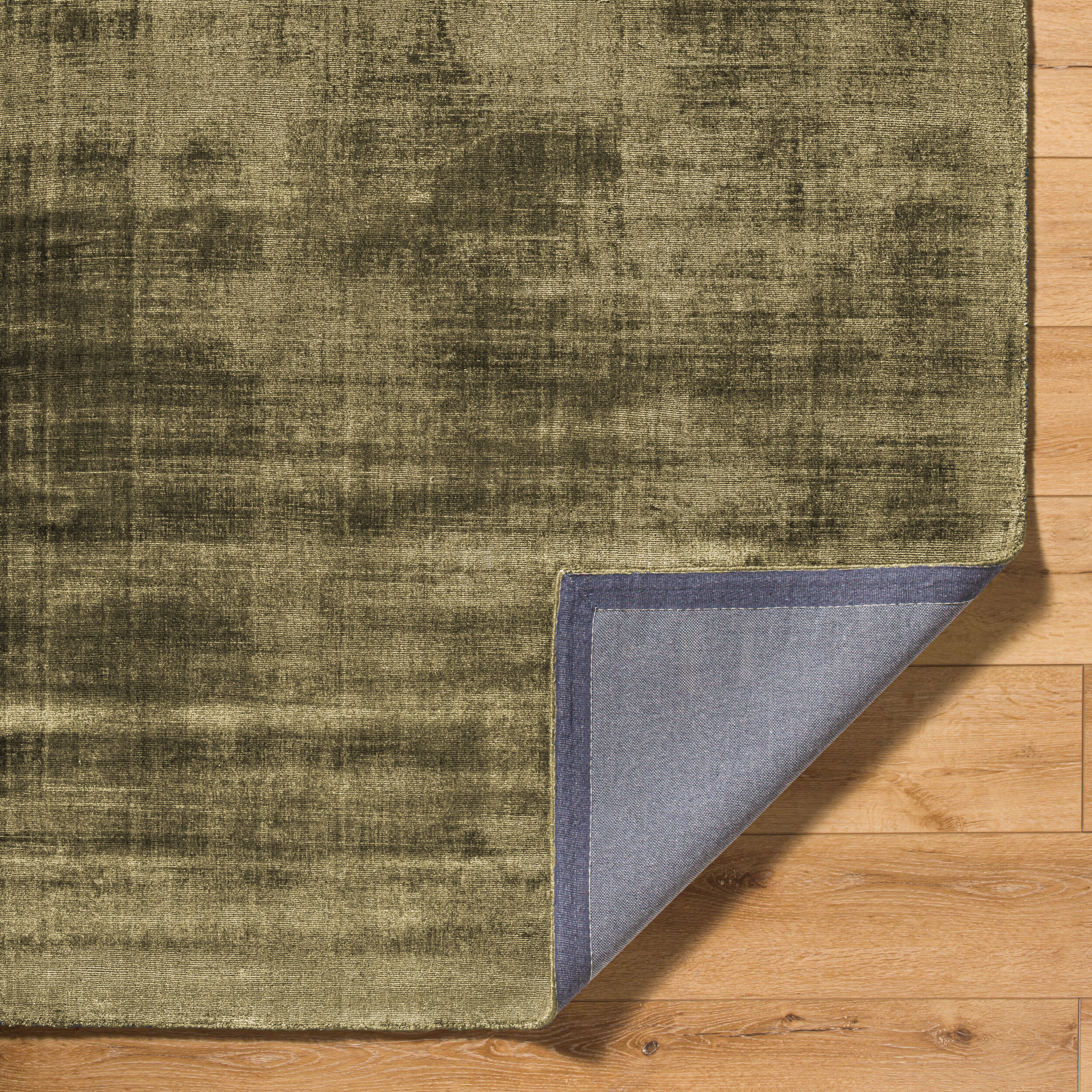 Amara Viscose Solid Rug