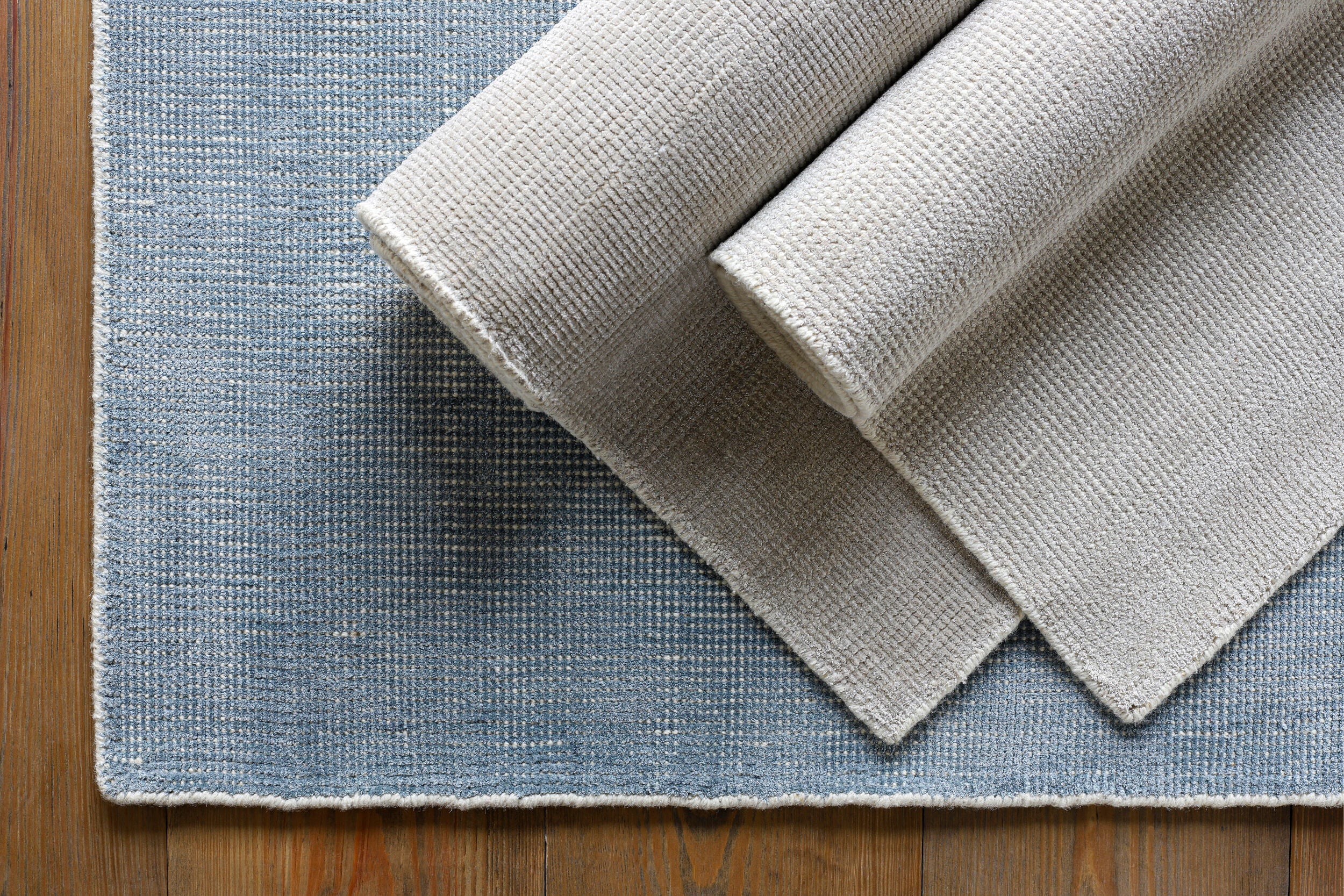 Couture Viscose Blend Modern Rug