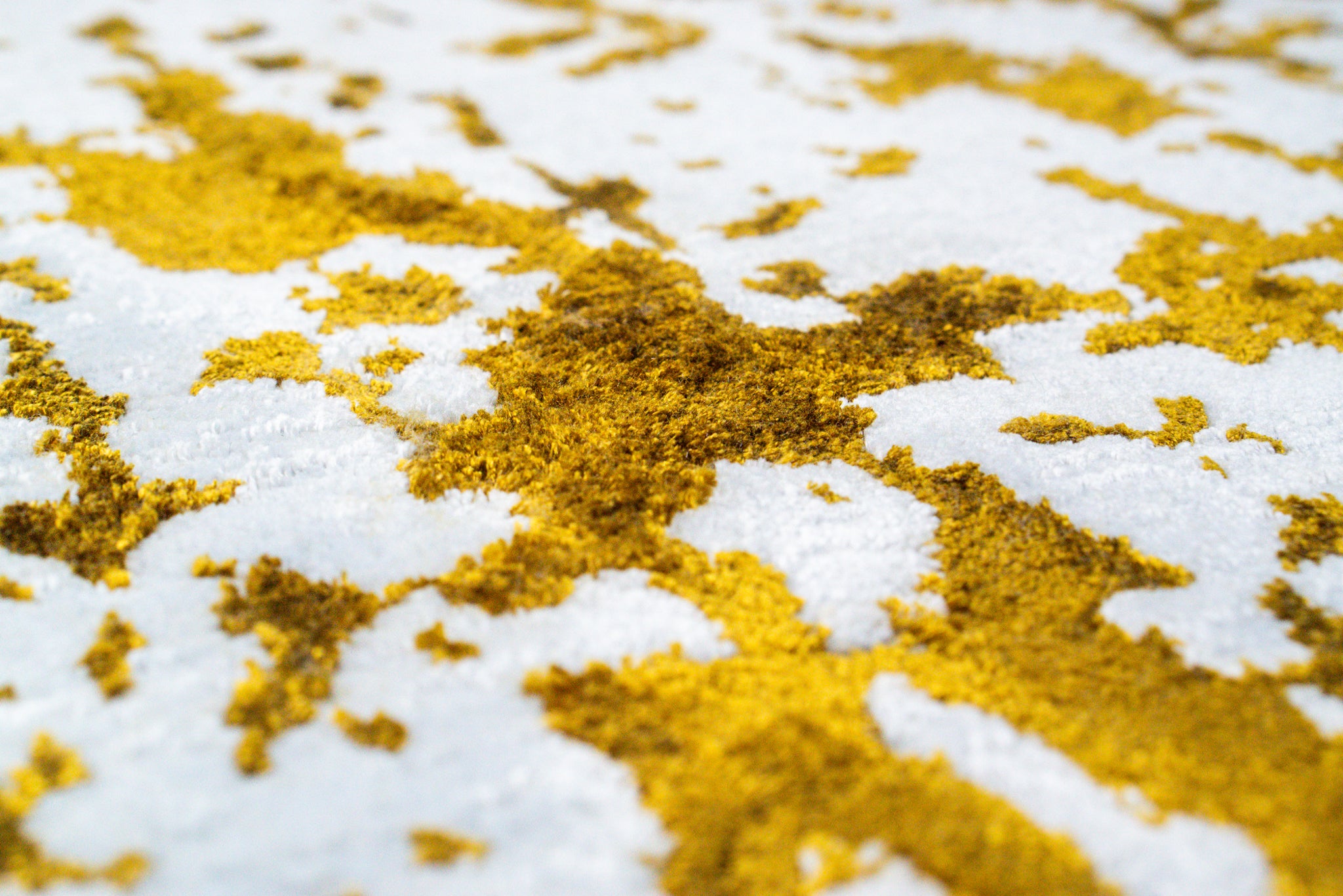 Celeste Lustrous Abstract Rug