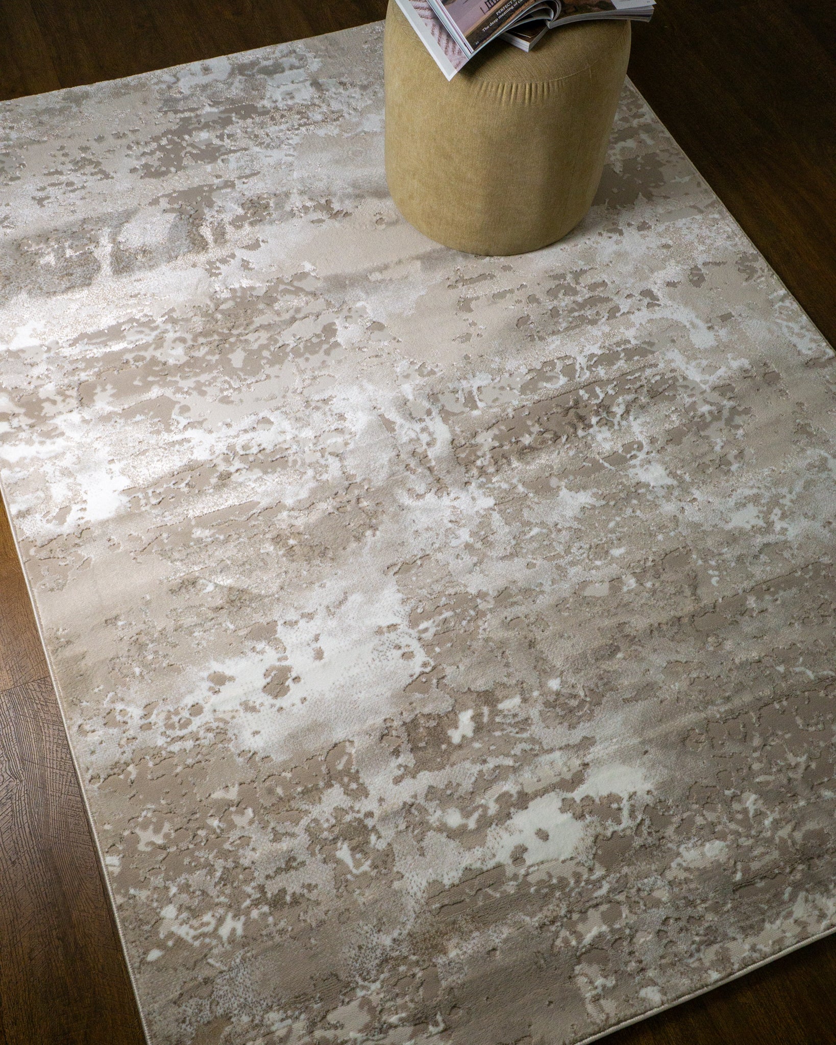 Lucien Modern Abstract Rug