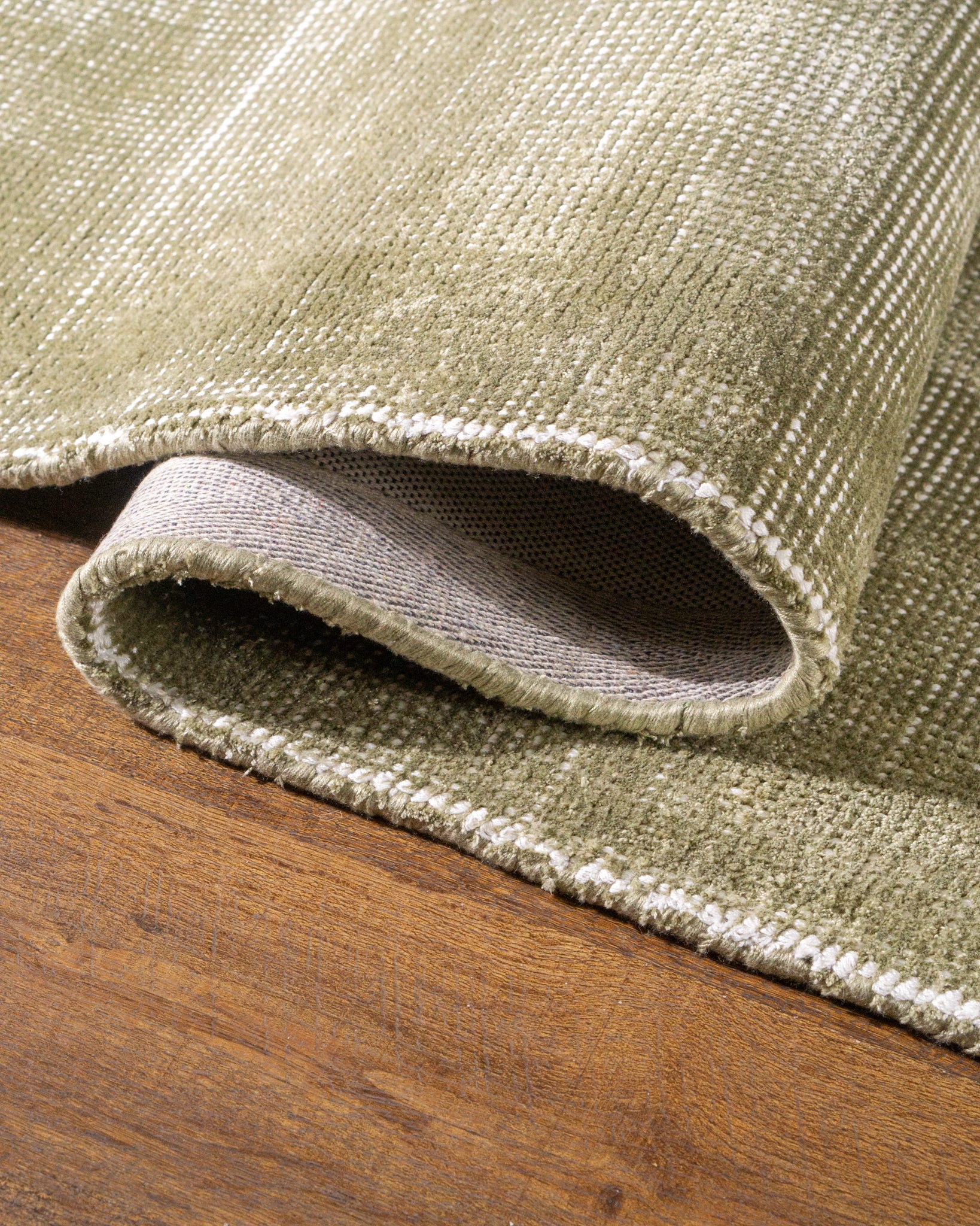 Couture Viscose Blend Modern Rug