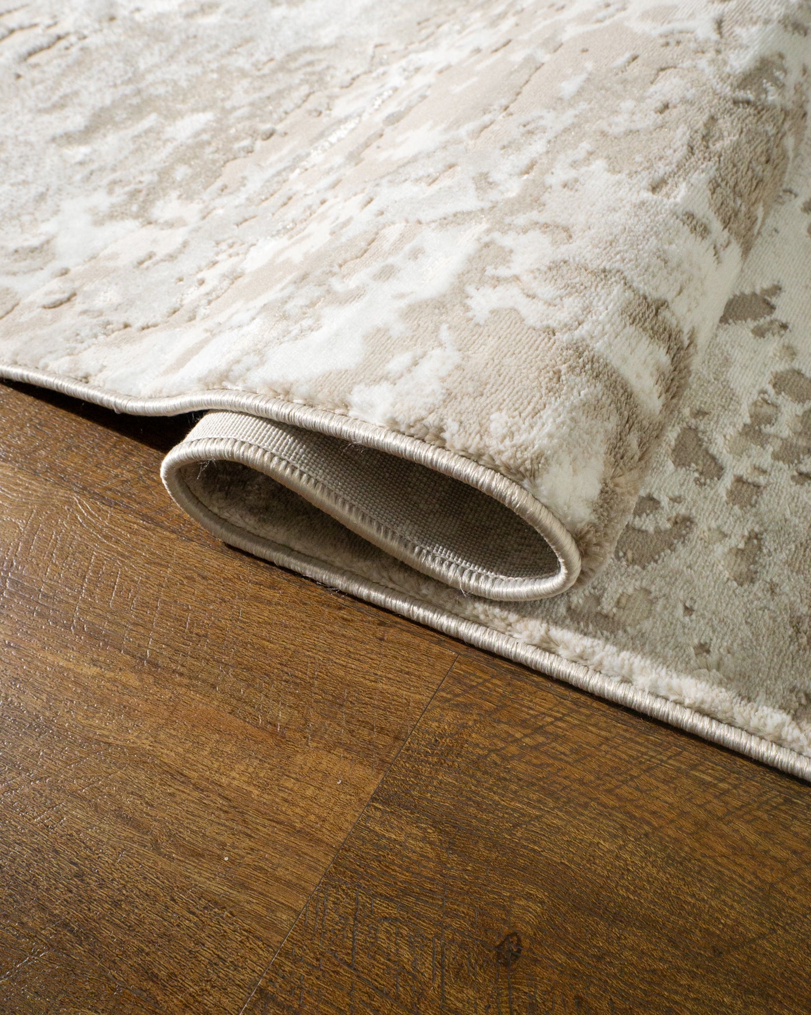 Lucien Modern Abstract Rug