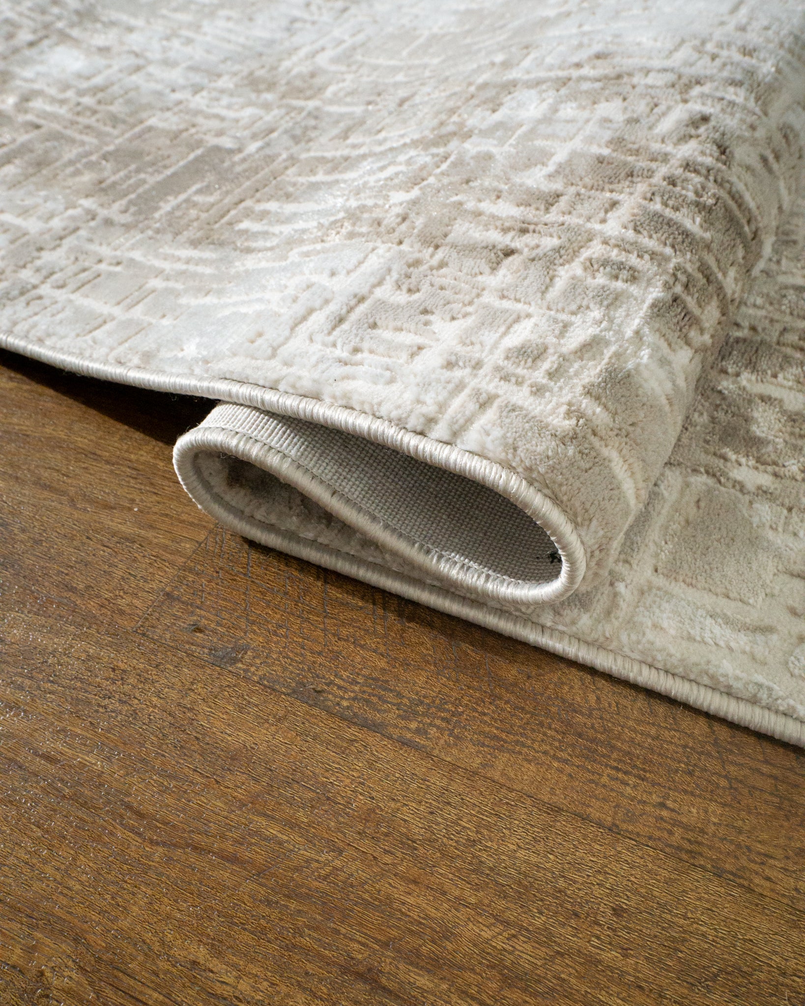 Lucien Modern Grid Rug
