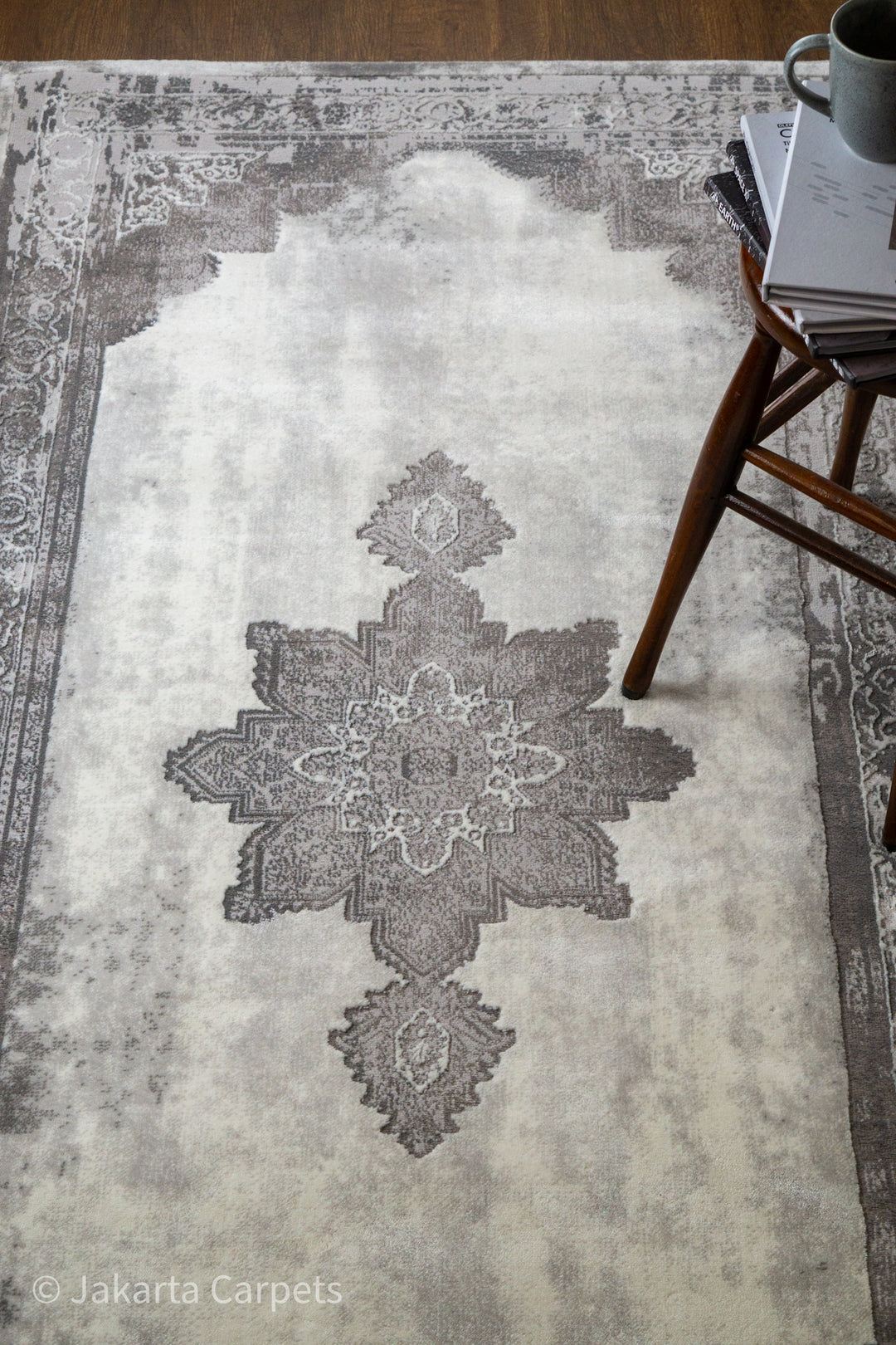 Karpet Vintage Forum 710AA