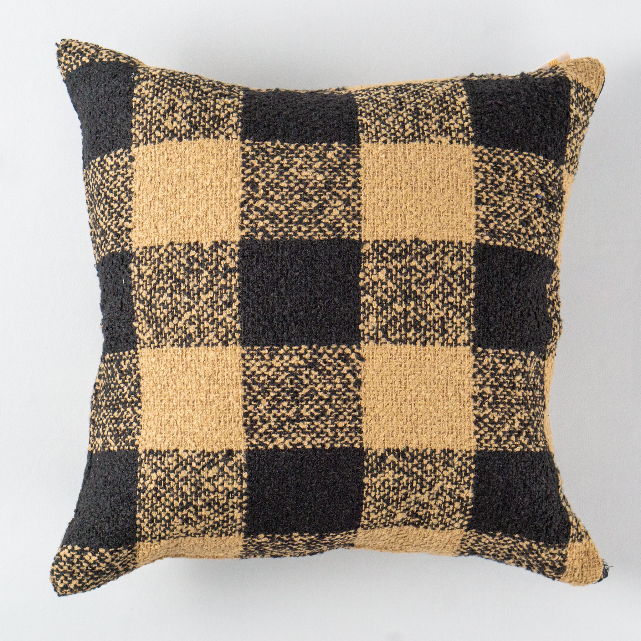 Sarung Bantal Nordic Seri Lunden
