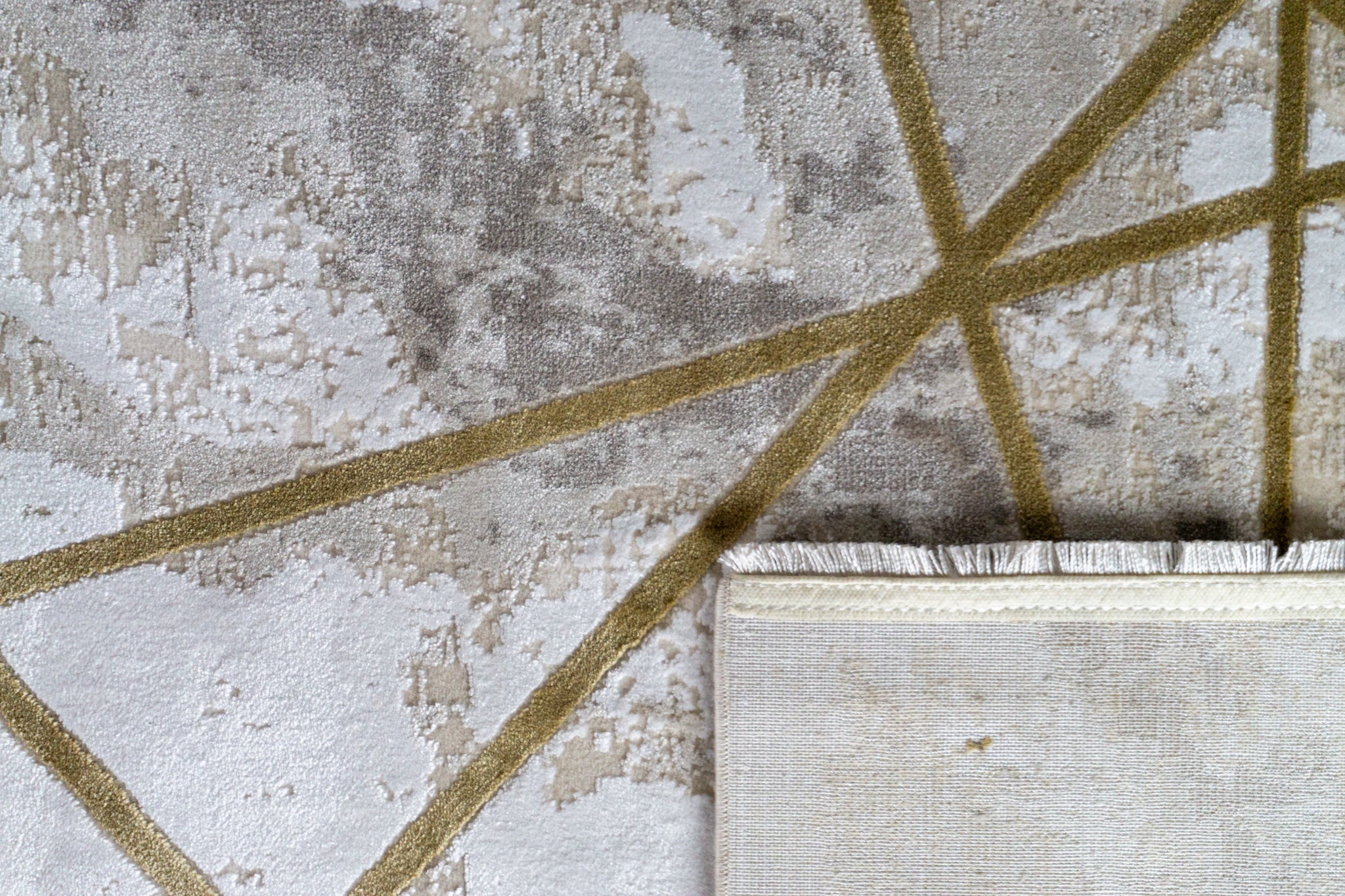 Celeste Distressed Line Modern Rug