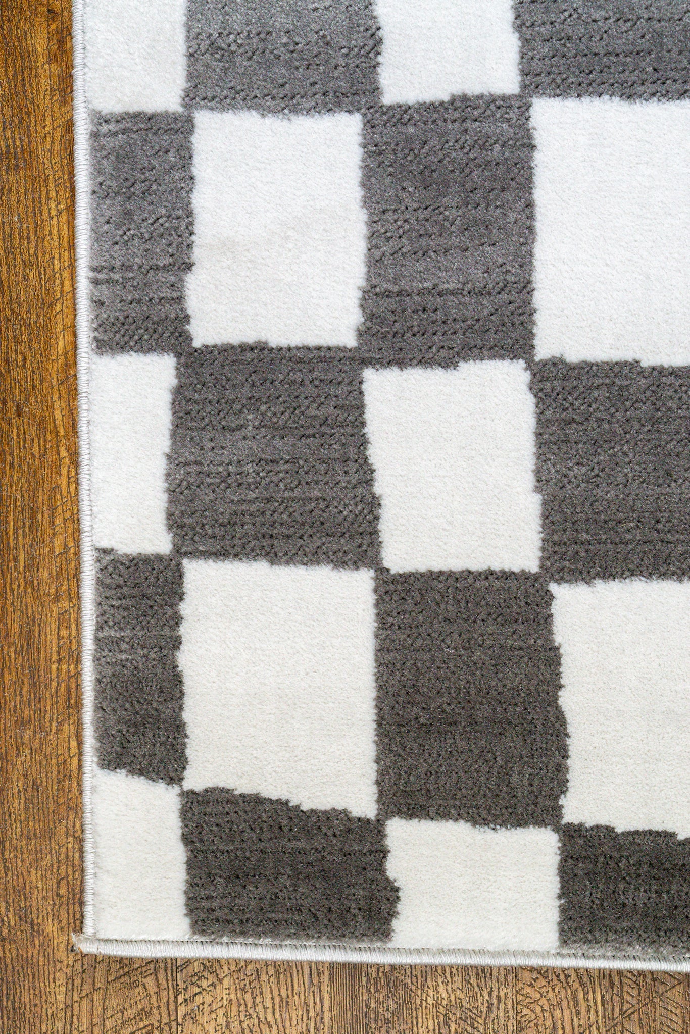 Fides Checkered Modern Rug