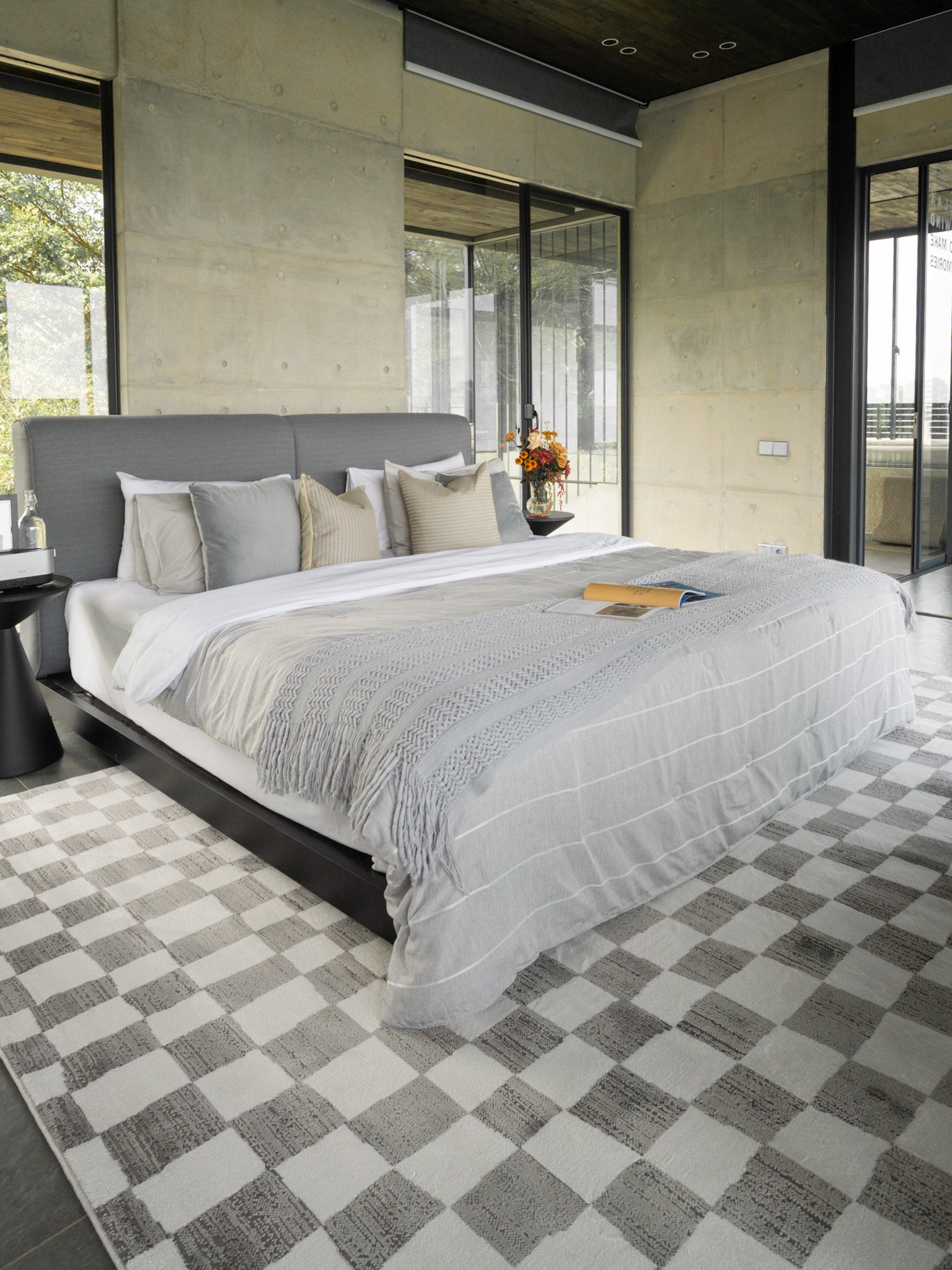 Fides Checkered Modern Rug
