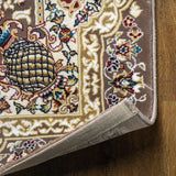 Gavino Diamond Traditional Rug
