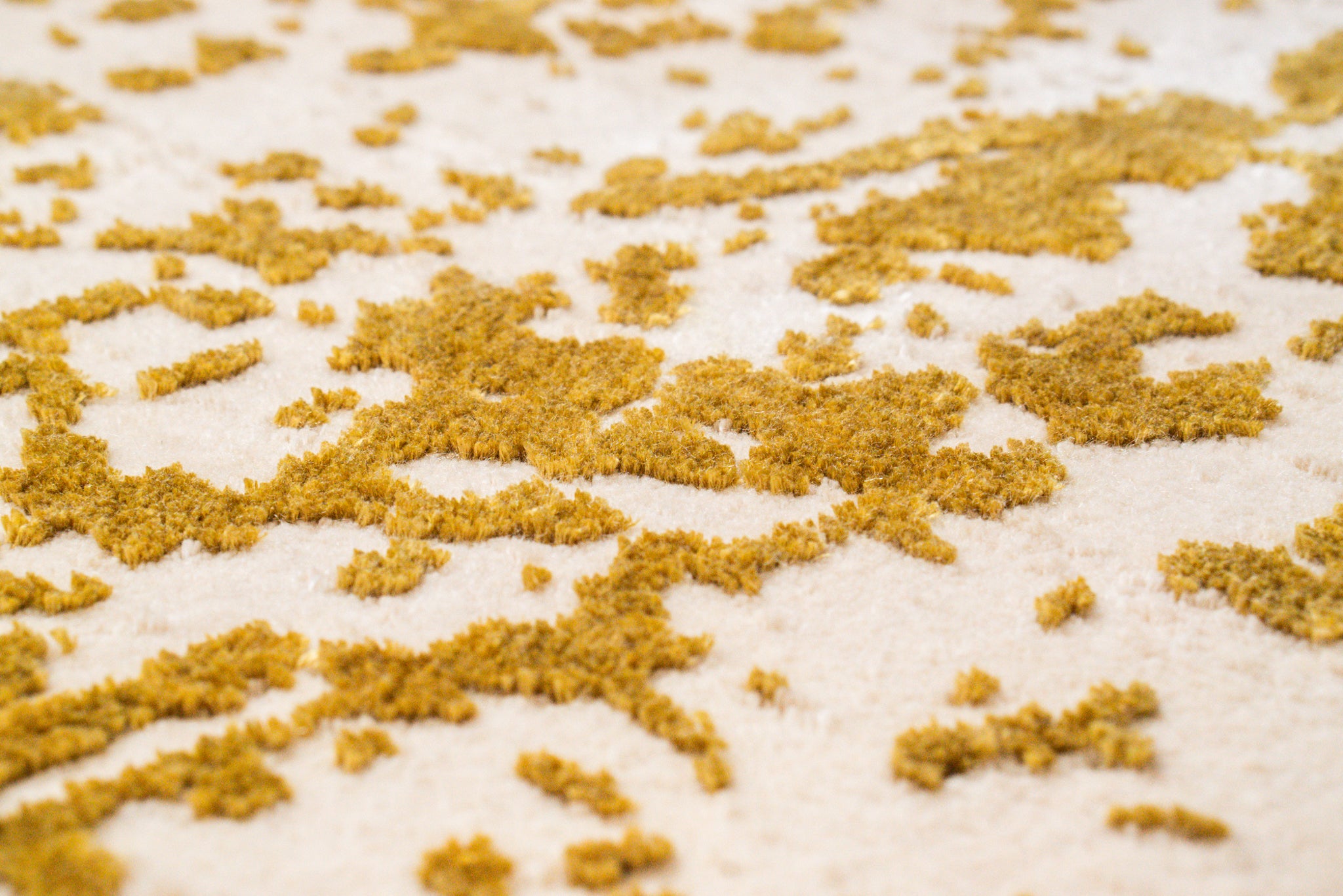 Celeste Lustrous Abstract Rug