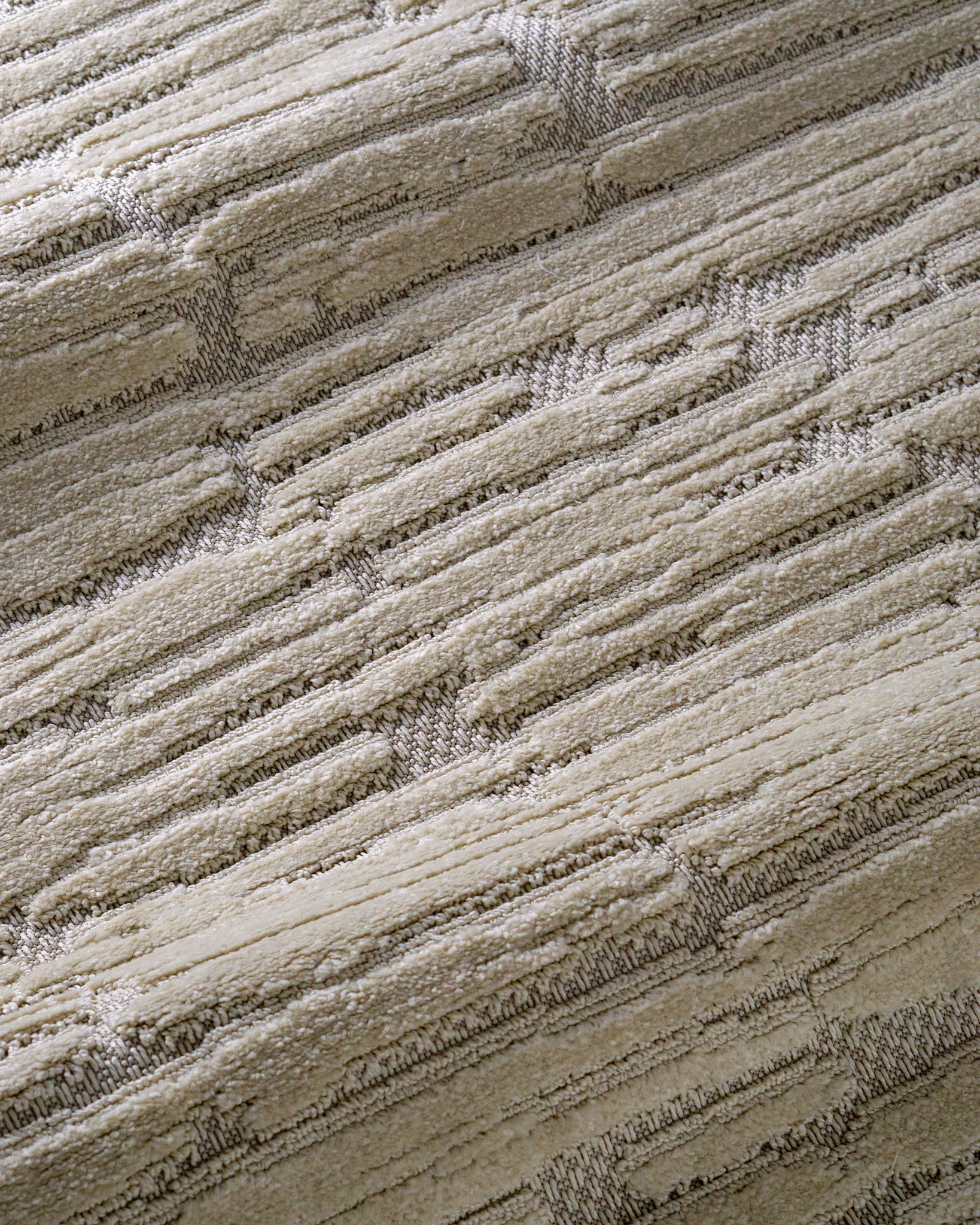 Kiara Abstract Textured Rug