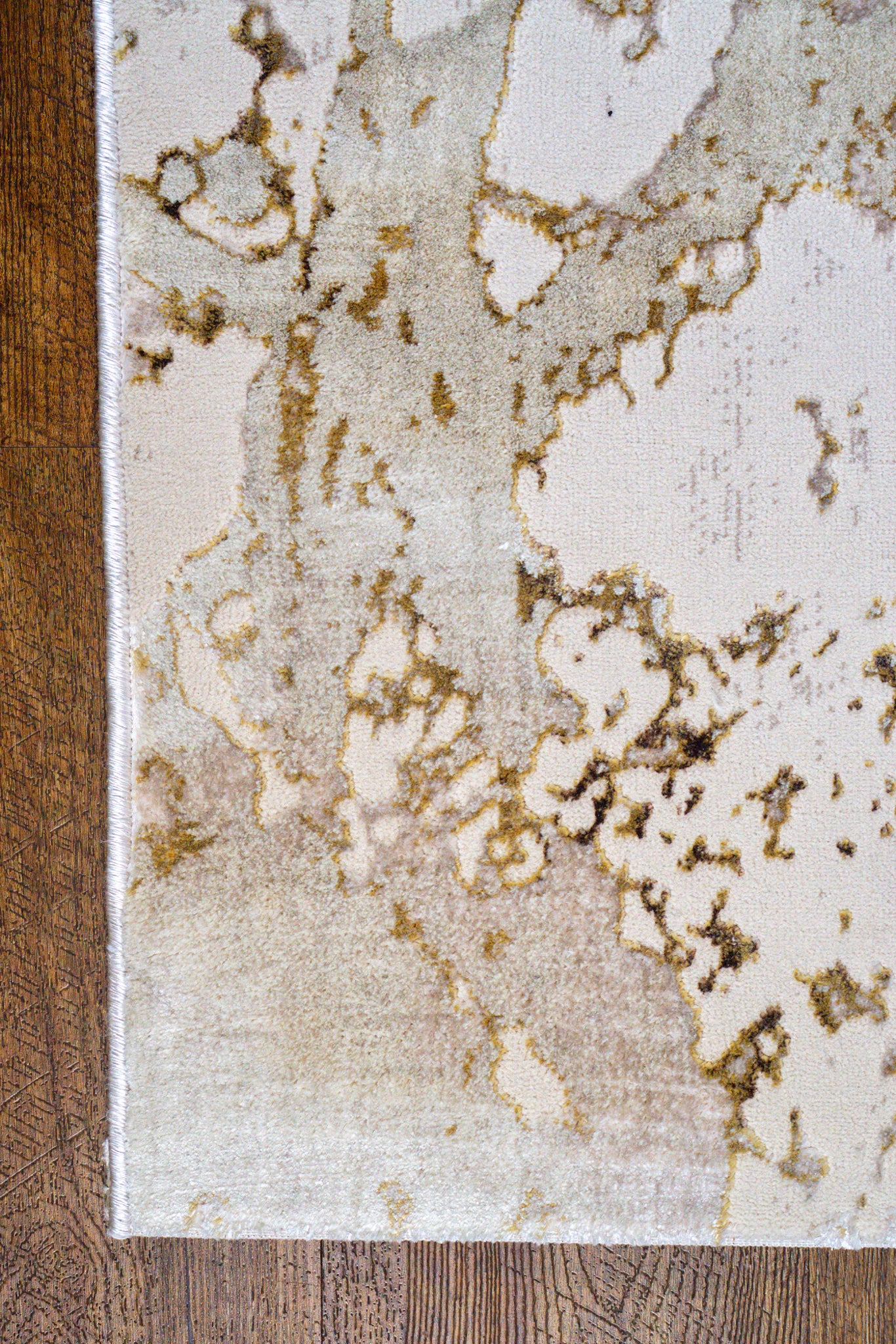 Liora Subtle Splatter Abstract Rug