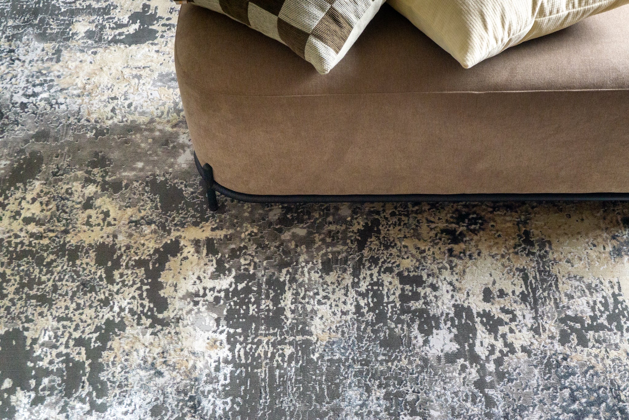 Liora Speckled Abstract Rug