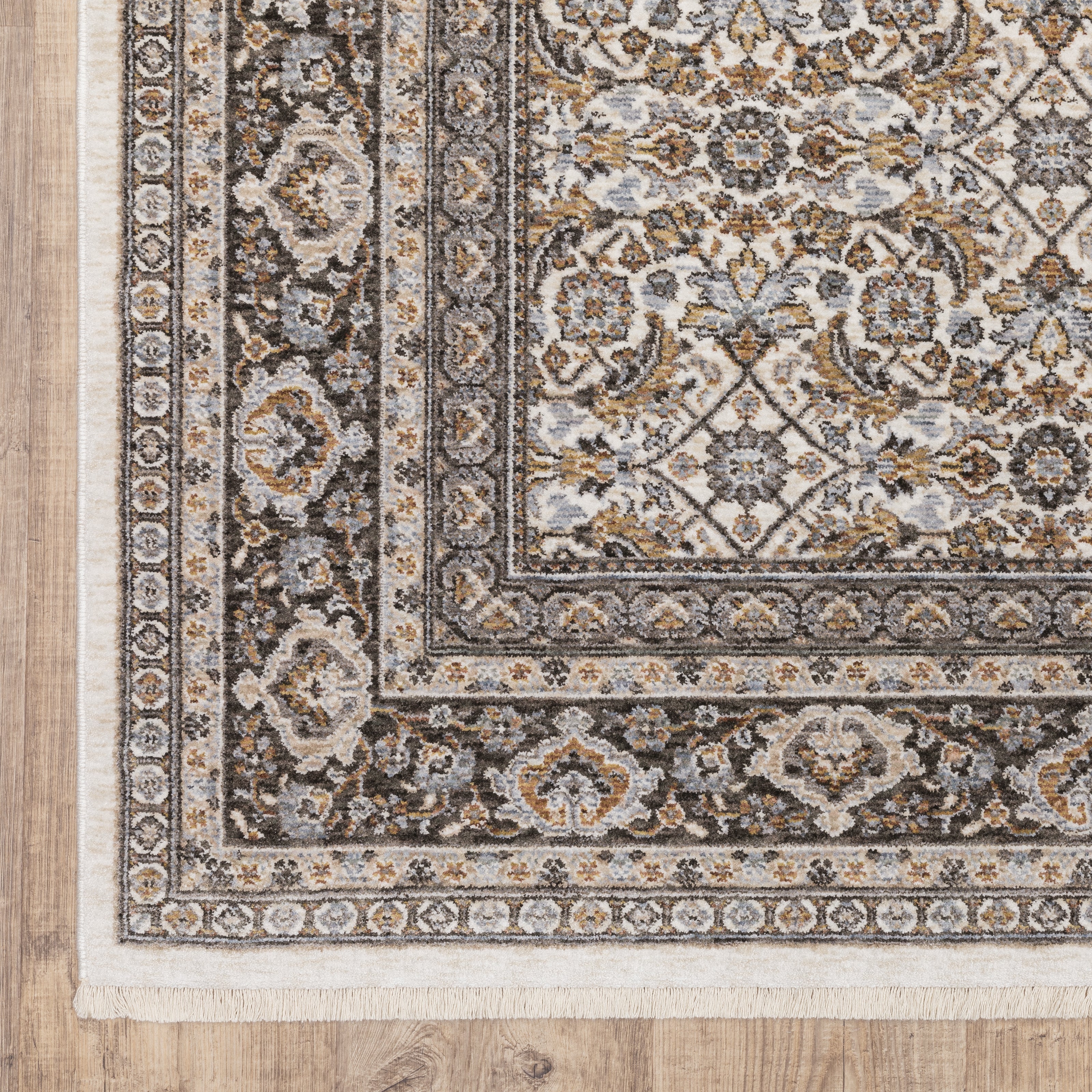 Maharaja Bordered Floral Traditional Rug
