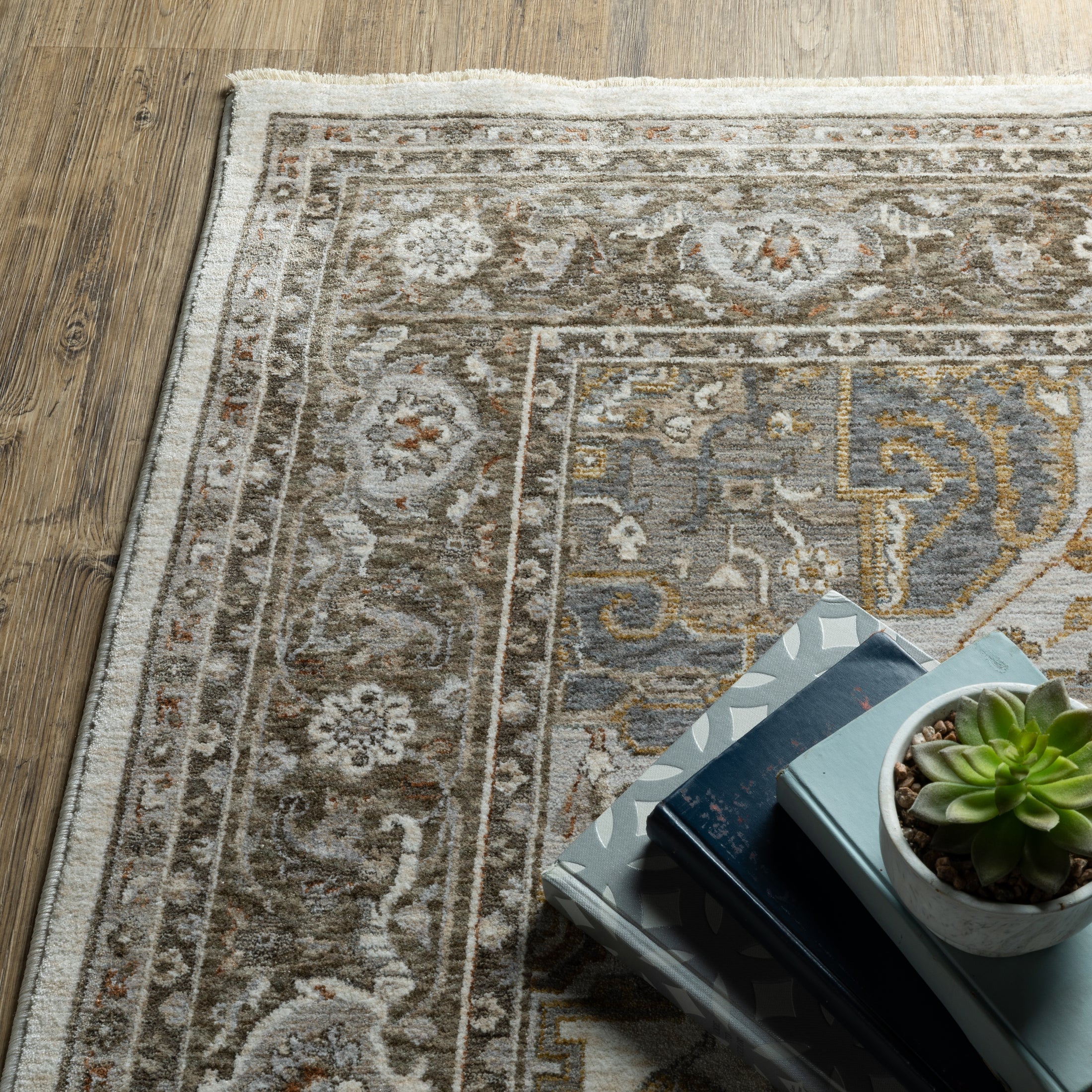 Maharaja Medallion Traditional Rug