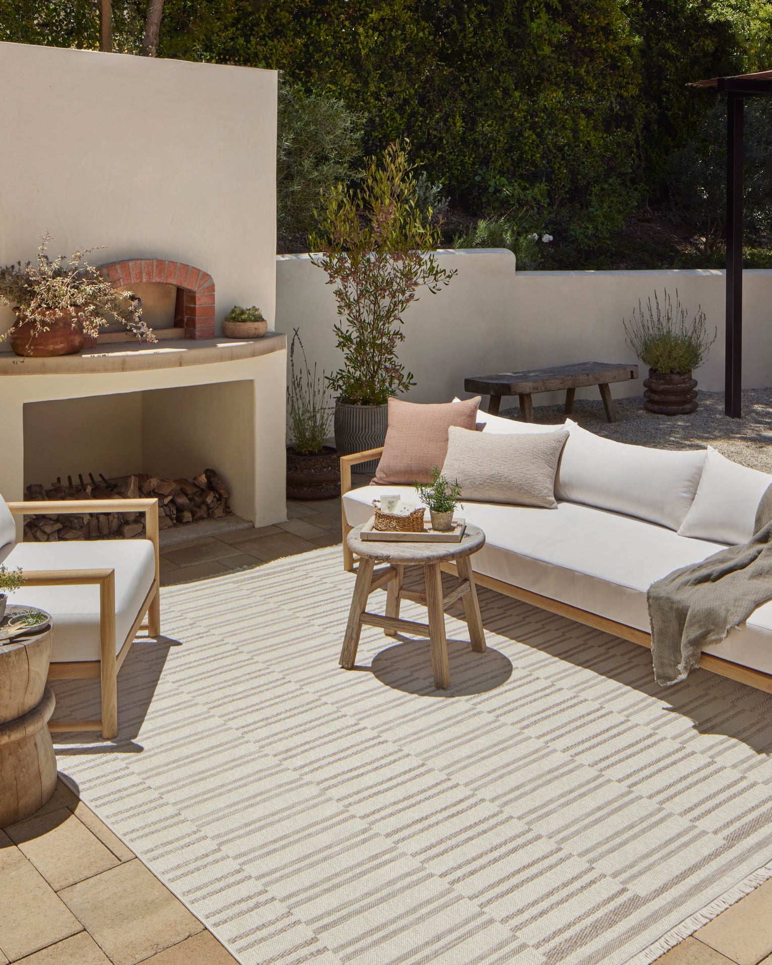 Montclair Modern Grid Indoor Outdoor Rug
