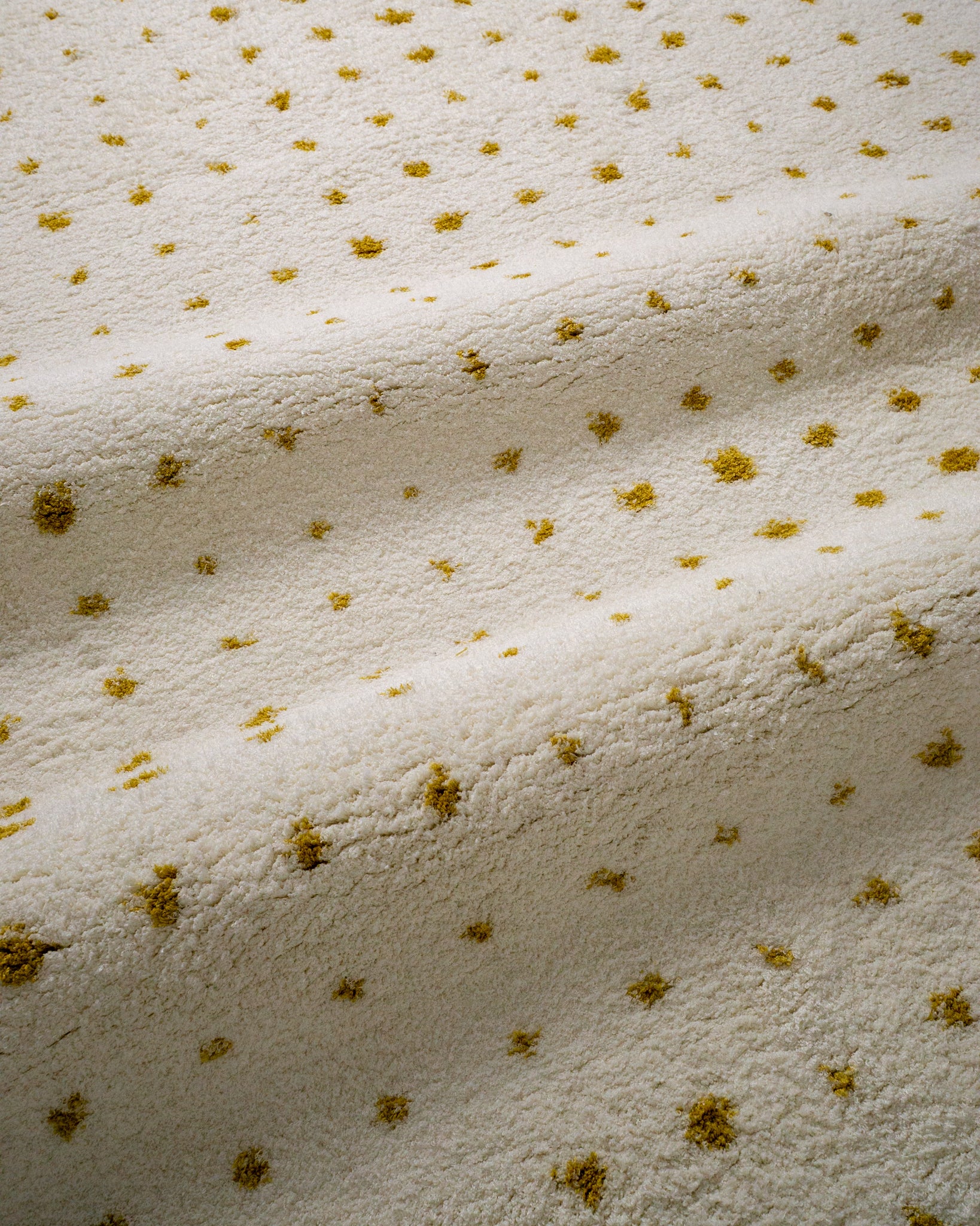 Granville Dotted Modern Rug