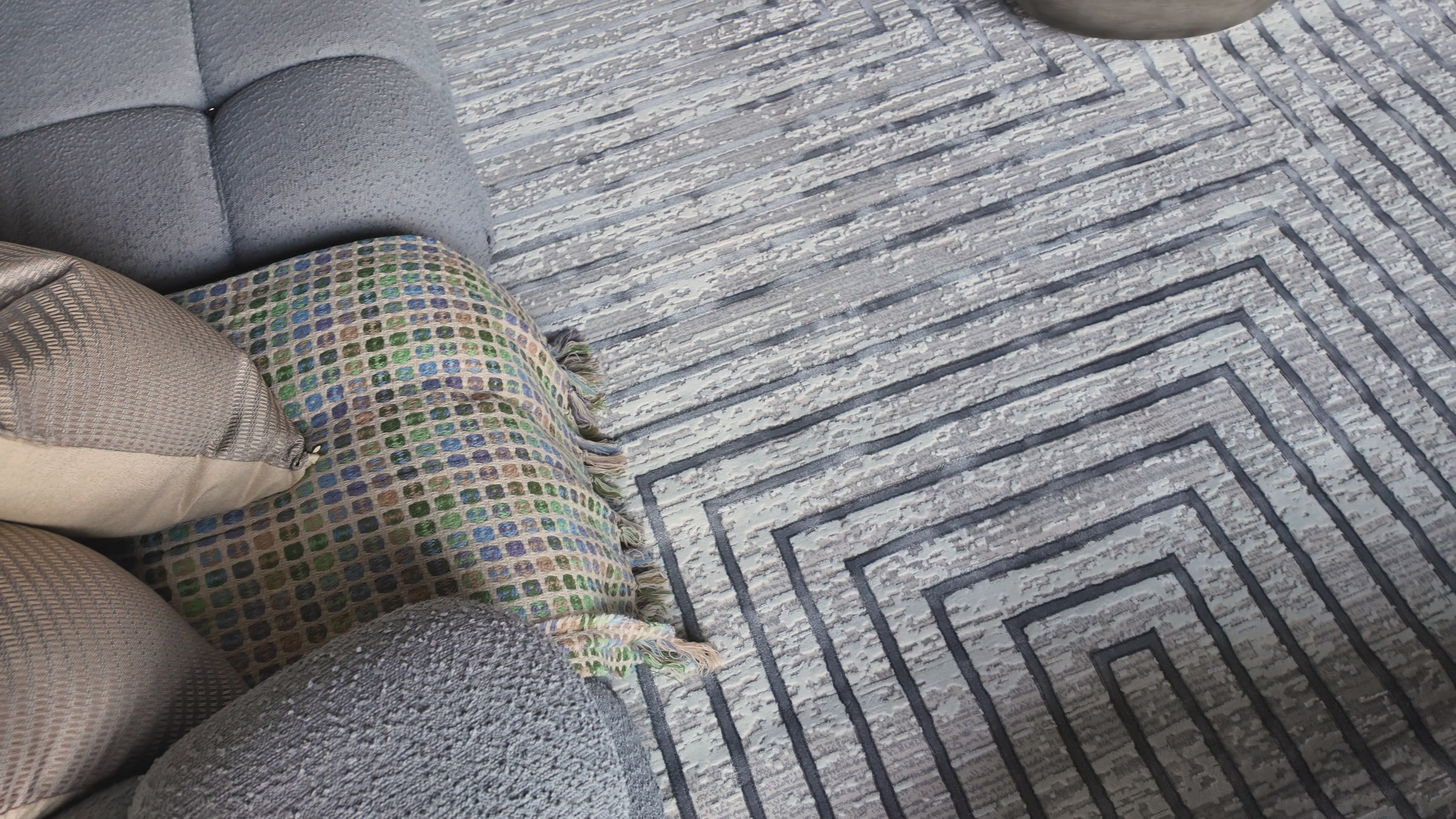 Azure Modern Geometric Line Rug